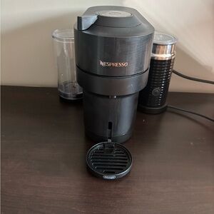 Nespresso Vertuo Pop+ Black Coffee Machine with Aerocino Milk Frother